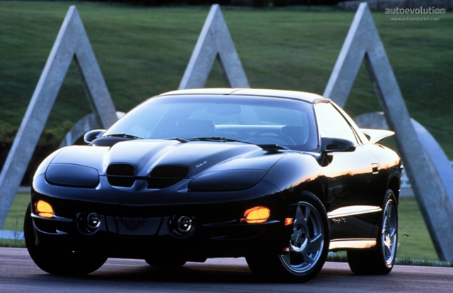 PONTIAC Firebird