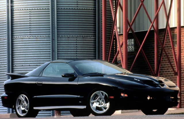Pontiac Firebird photo 2