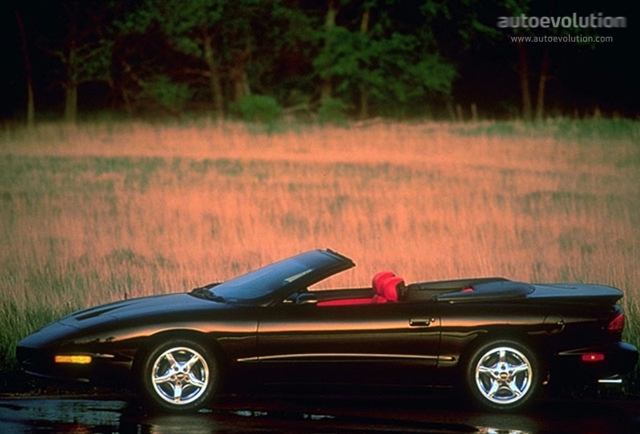PONTIAC Firebird