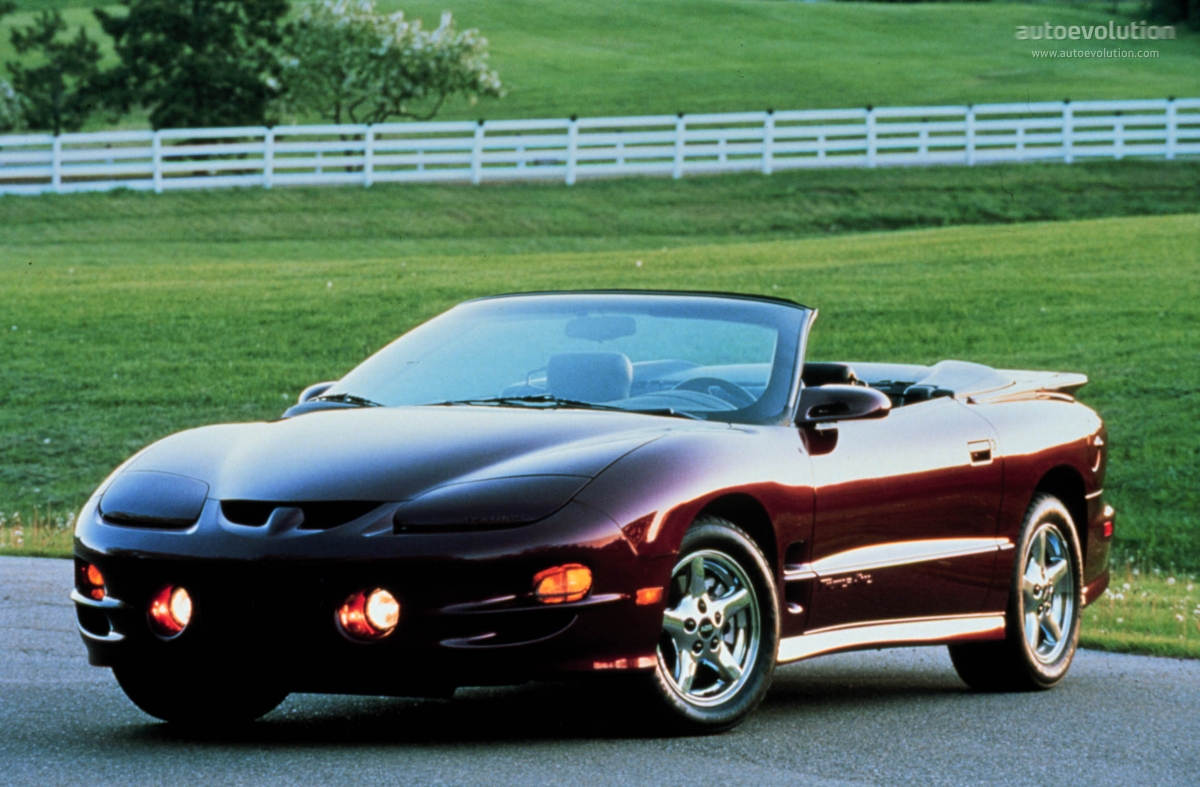 Pontiac Firebird photo 3