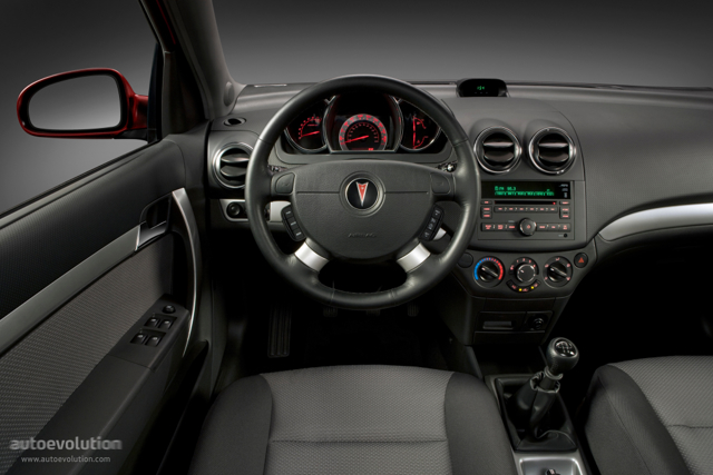 Pontiac G3 photo 9