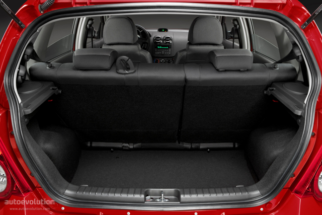 Pontiac G3 photo 13