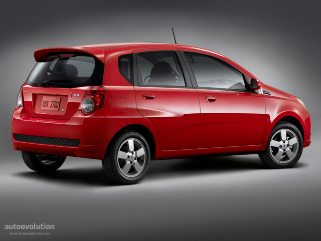 Pontiac G3 photo 2