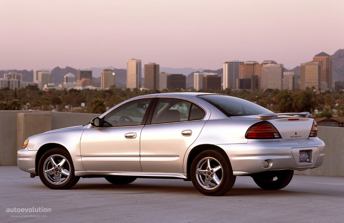 Pontiac Grand Am photo 2