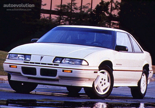 Pontiac Grand Prix photo 1