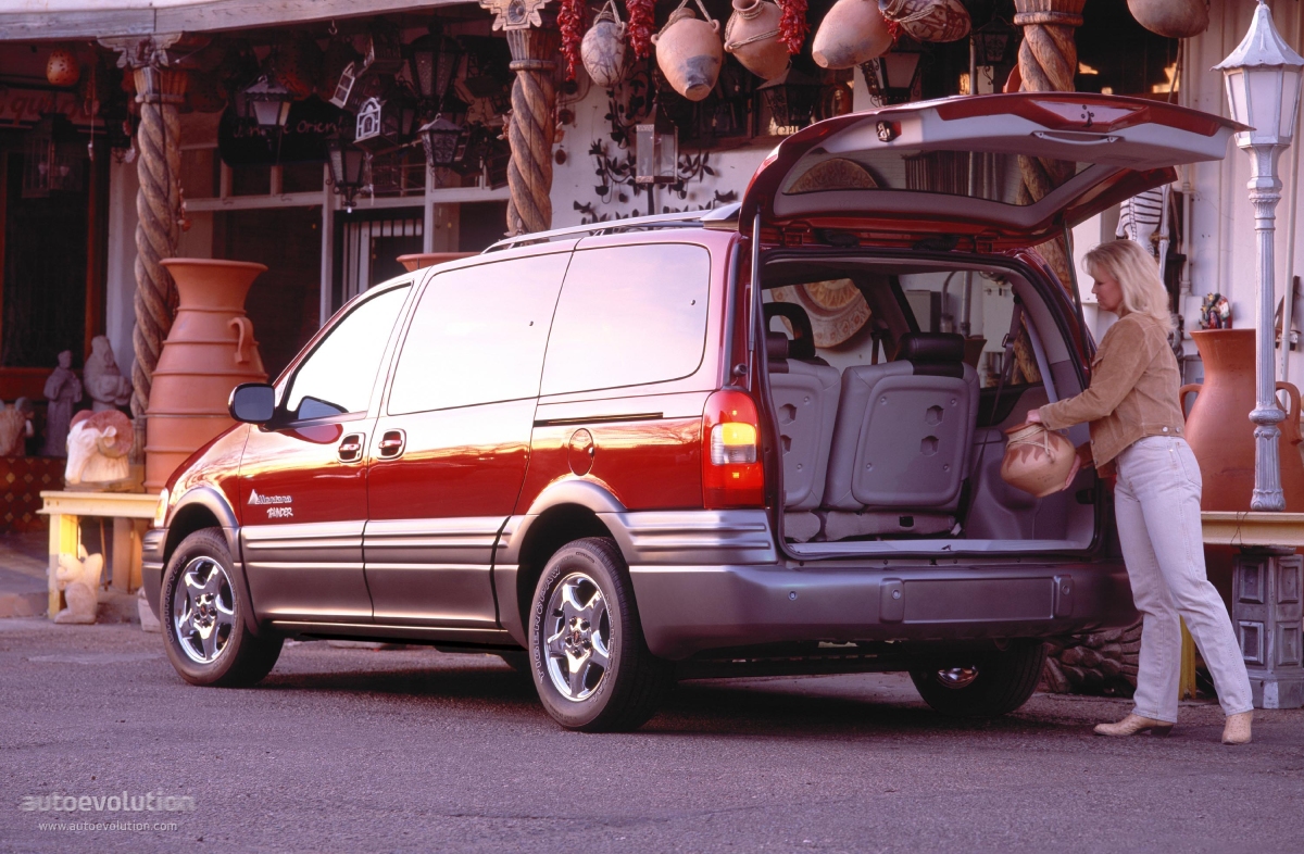 Pontiac Montana photo 2