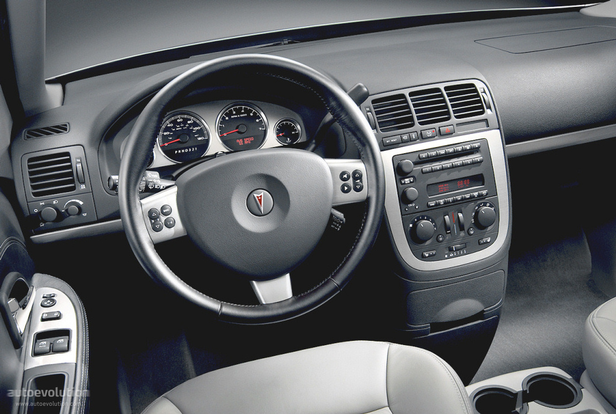 Pontiac Montana photo 9