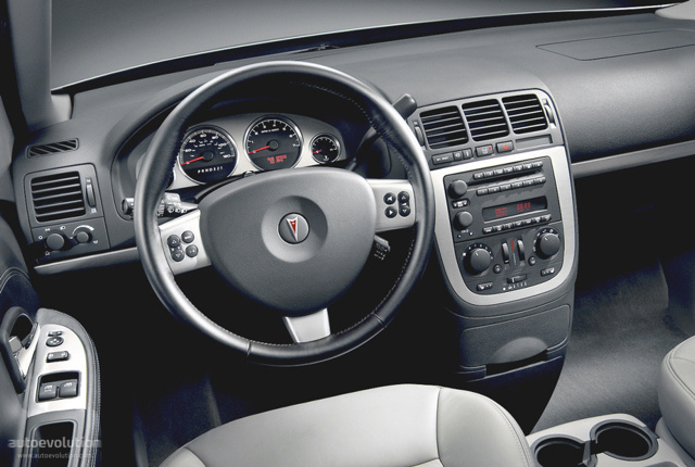Pontiac Montana photo 9
