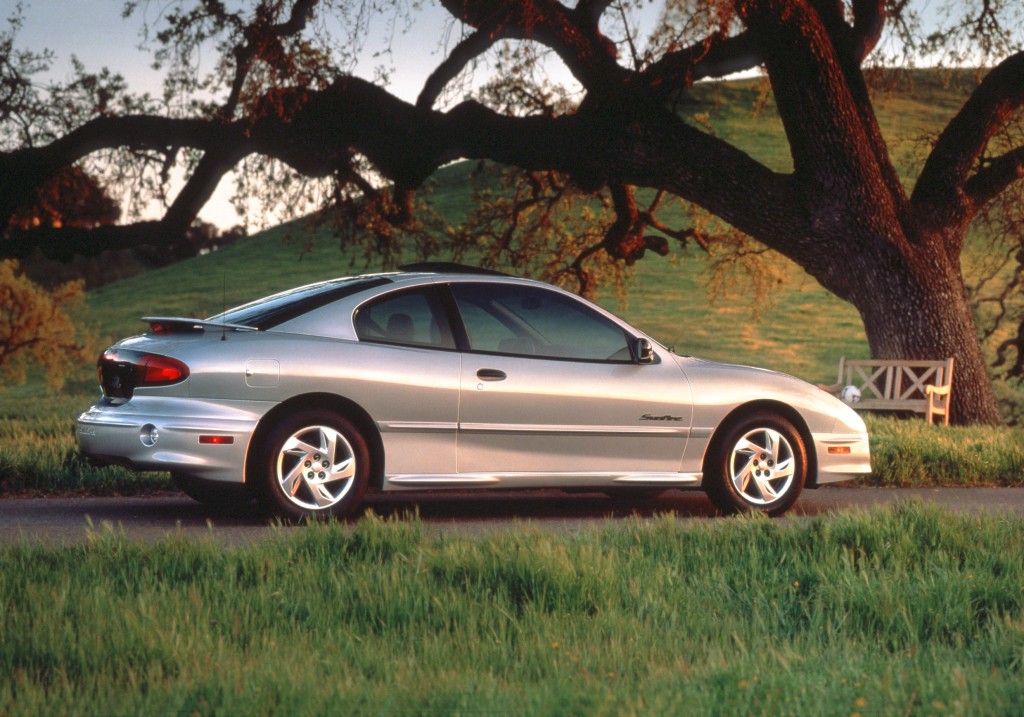 Pontiac Sunfire Coupe photo 5