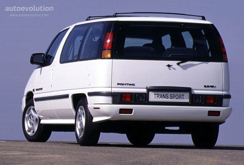 Pontiac Trans Sport photo 2