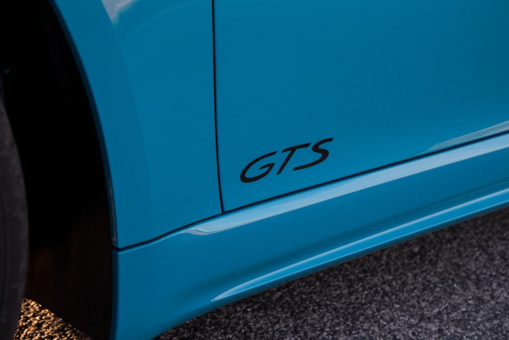 Porsche 718 Boxster Gts photo 21