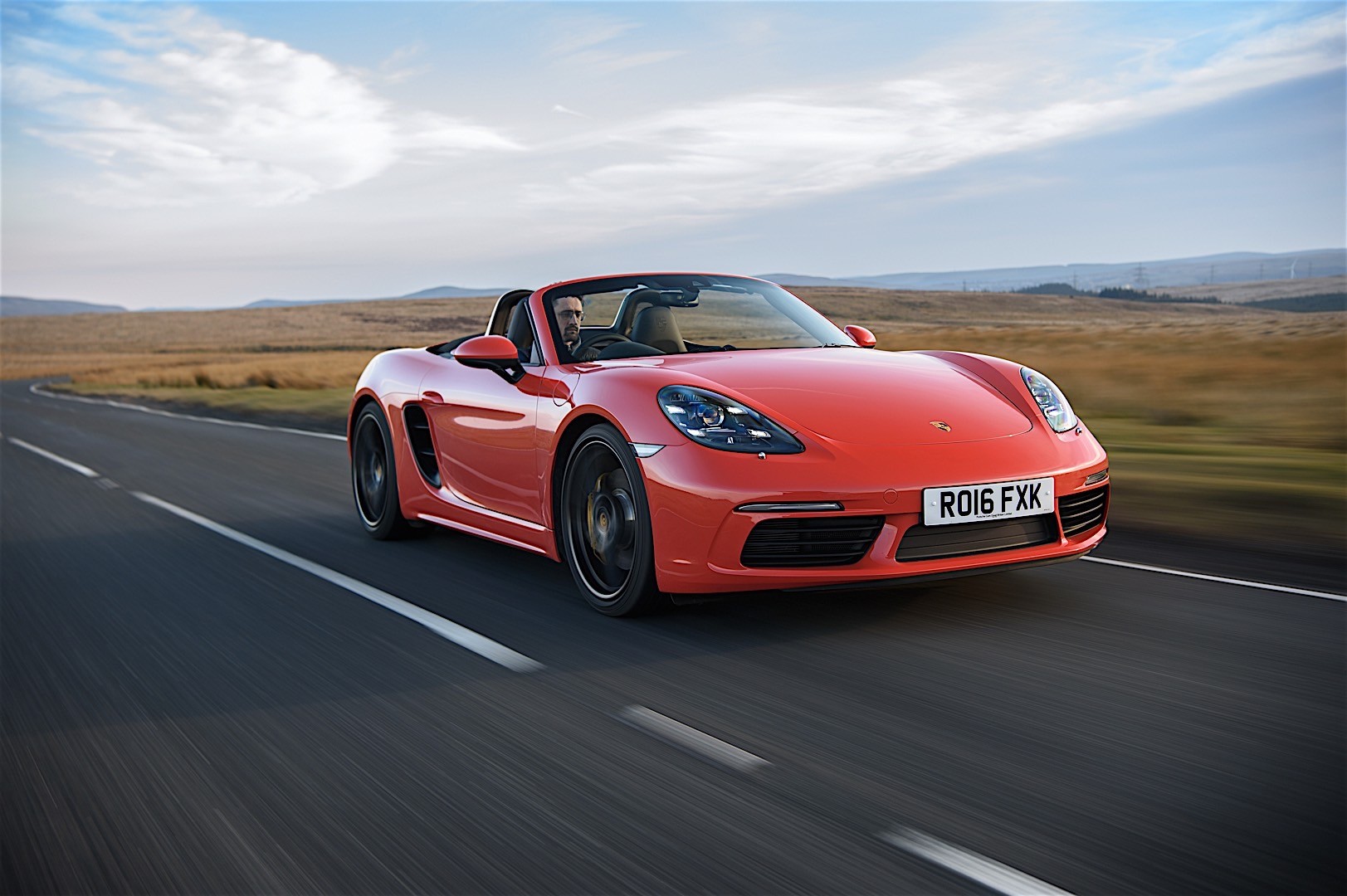 Porsche 718 Boxster S photo 34