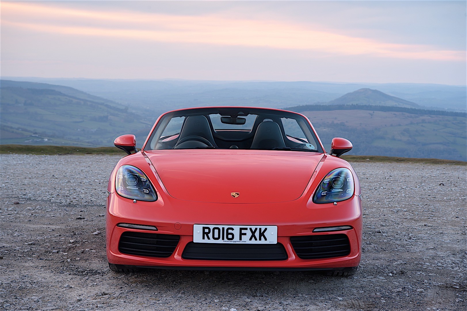 Porsche 718 Boxster S photo 40