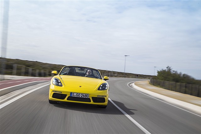 Porsche 718 Boxster foto 24