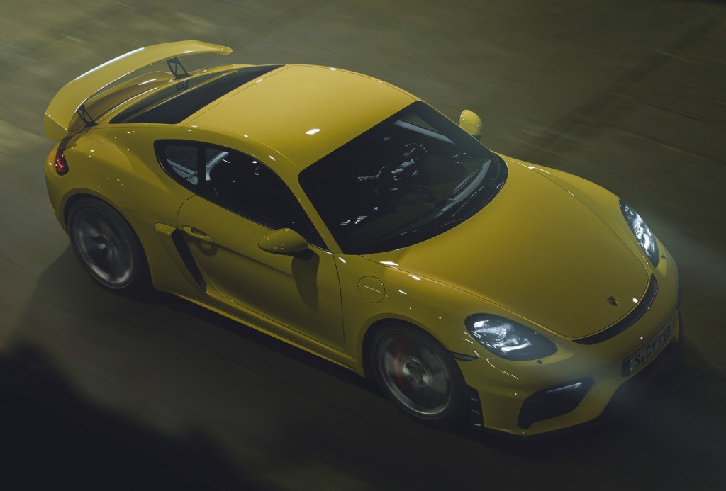 Porsche 718 Cayman Gt4 photo 4
