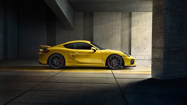 Porsche 718 Cayman Gt4 foto 5
