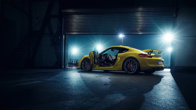 Porsche 718 Cayman Gt4 foto 11