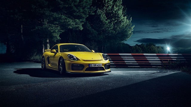 Porsche 718 Cayman Gt4 foto 12