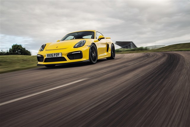 Porsche 718 Cayman Gt4 foto 28
