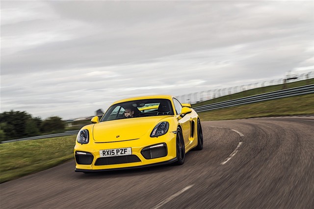 Porsche 718 Cayman Gt4 foto 44