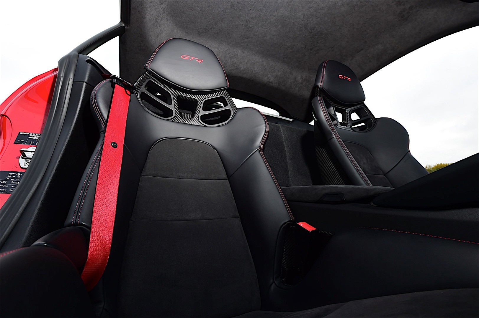 Porsche 718 Cayman Gt4 photo 68