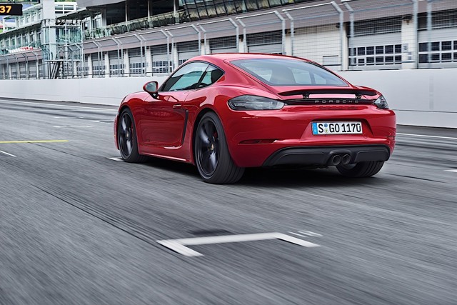 Porsche 718 Cayman Gts photo 6