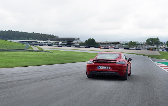 Porsche 718 Cayman Gts photo 7