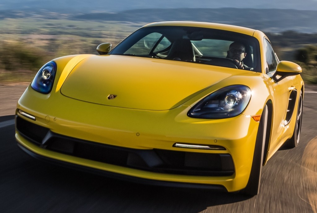 Porsche 718 Cayman Gts photo 11