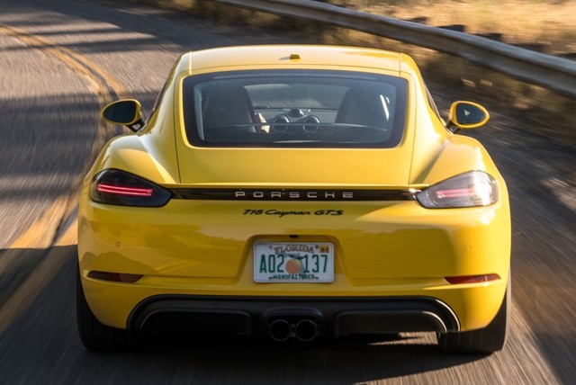 Porsche 718 Cayman Gts photo 22