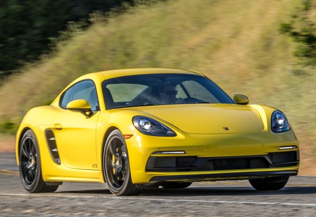 Porsche 718 Cayman Gts photo 23