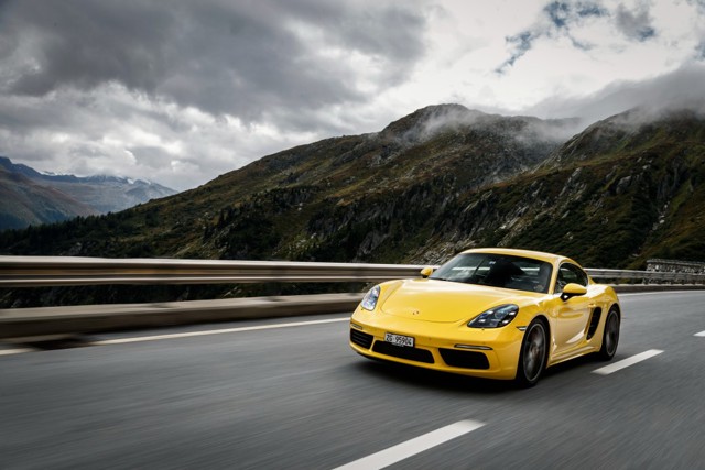 Porsche 718 Cayman S foto 19