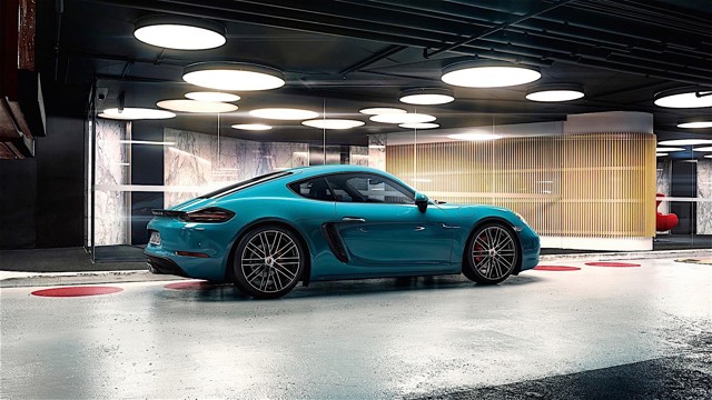PORSCHE 718 Cayman S