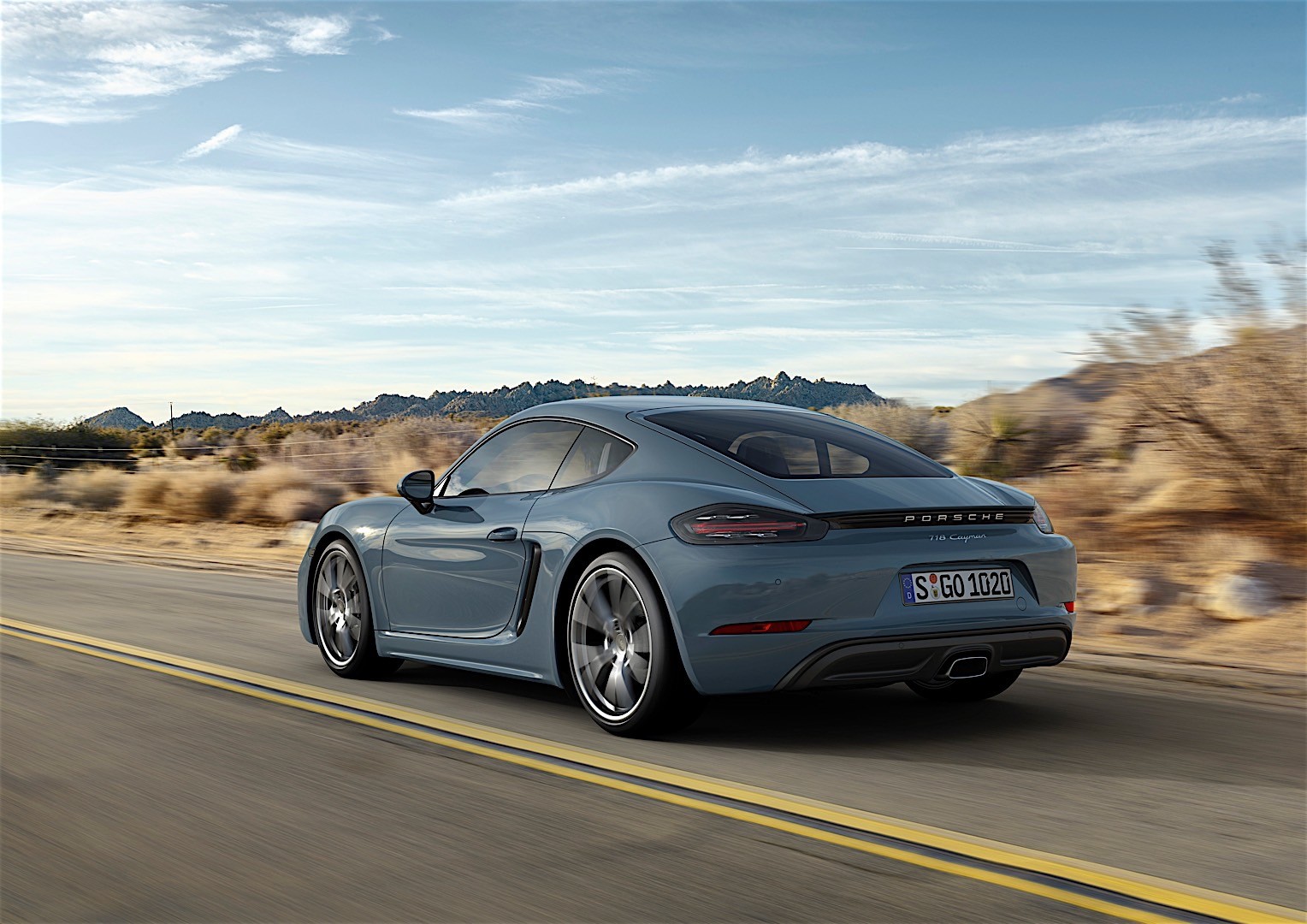 Porsche 718 Cayman photo 8