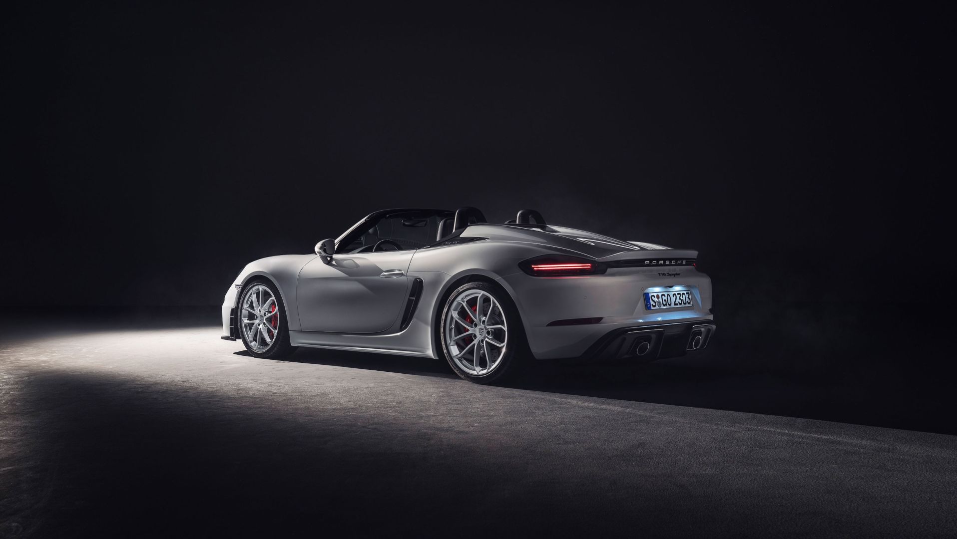 Porsche 718 Spyder photo 5