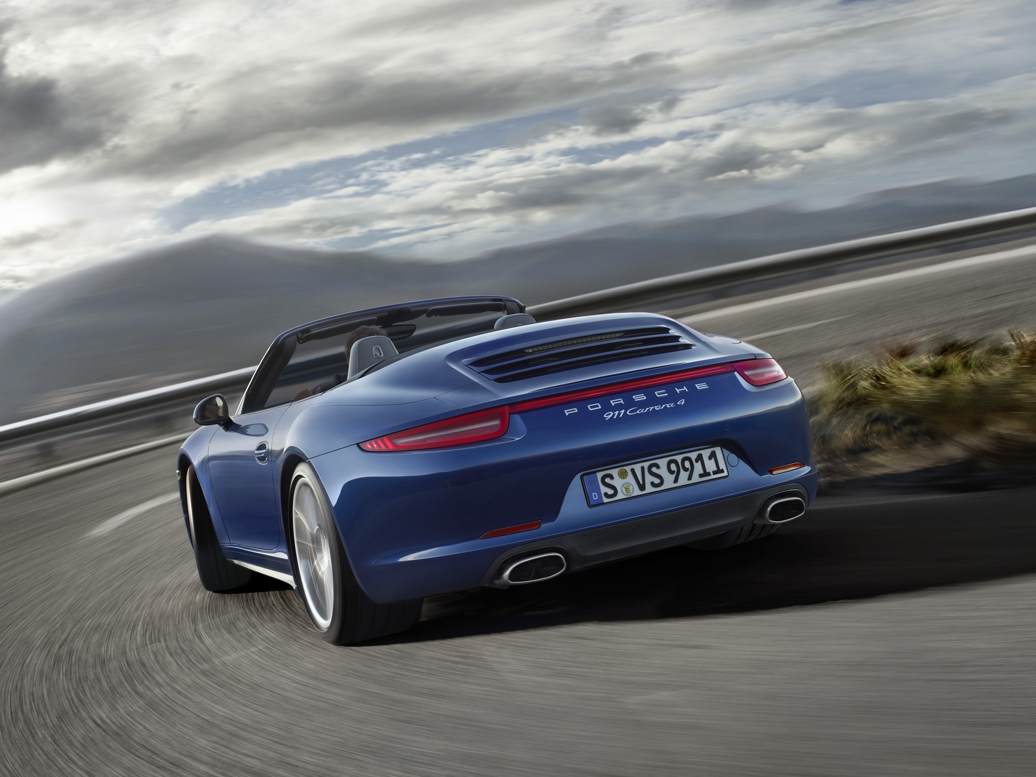 Porsche 911 Carrera 4 Cabriolet photo 15