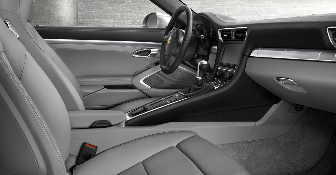 Porsche 911 Carrera 4 Cabriolet photo 28