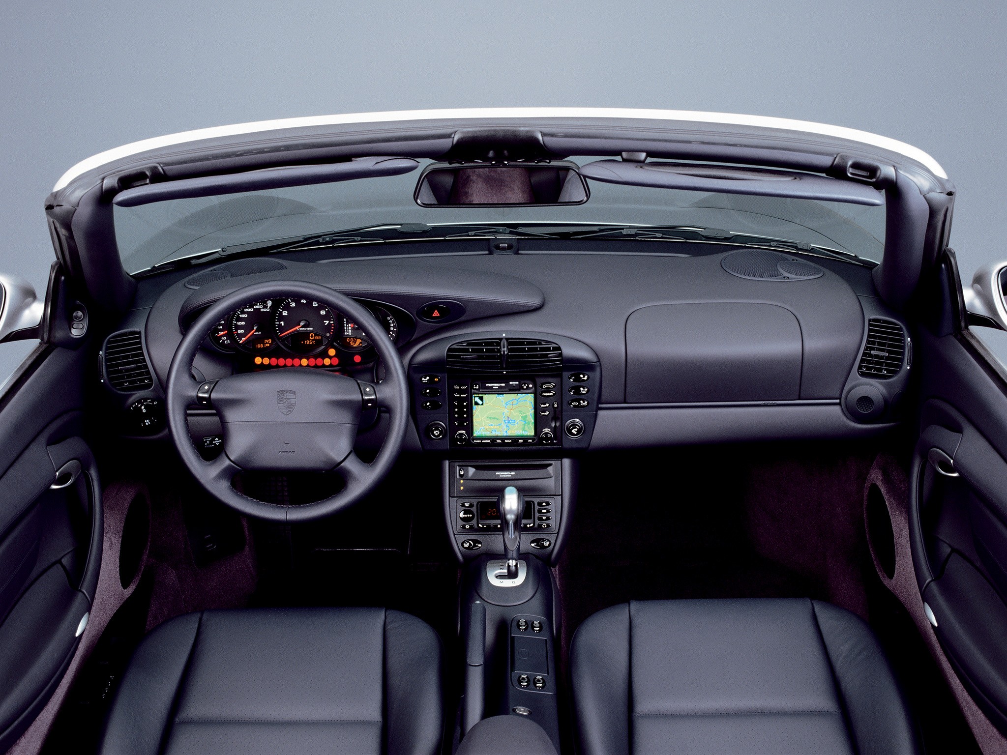 Porsche 911 Carrera 4 Cabriolet photo 30