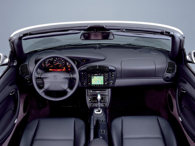 Porsche 911 Carrera 4 Cabriolet photo 30