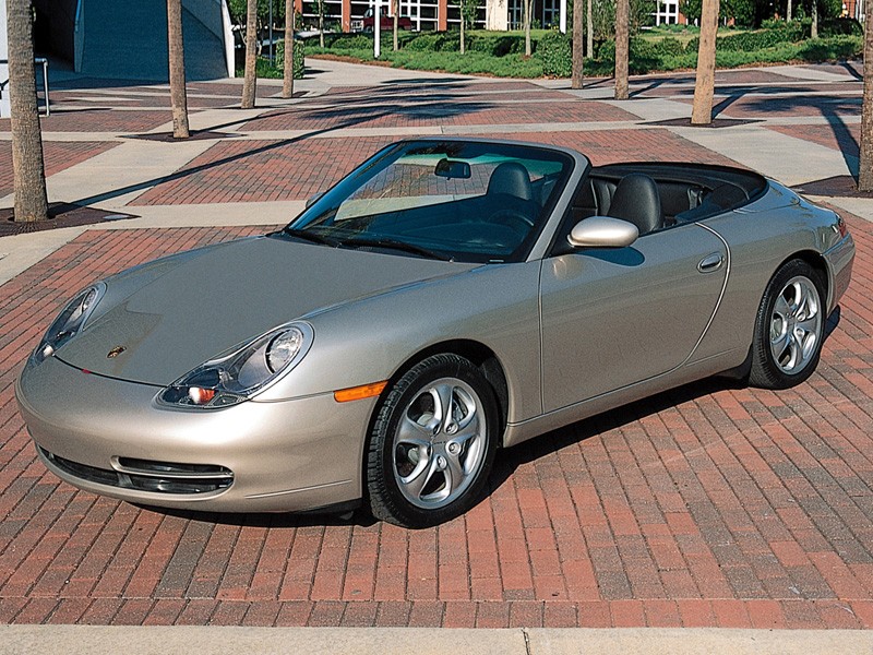 Porsche 911 Carrera 4 Cabriolet photo 11