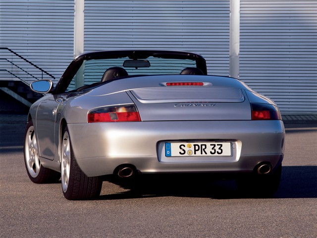 Porsche 911 Carrera 4 Cabriolet photo 19