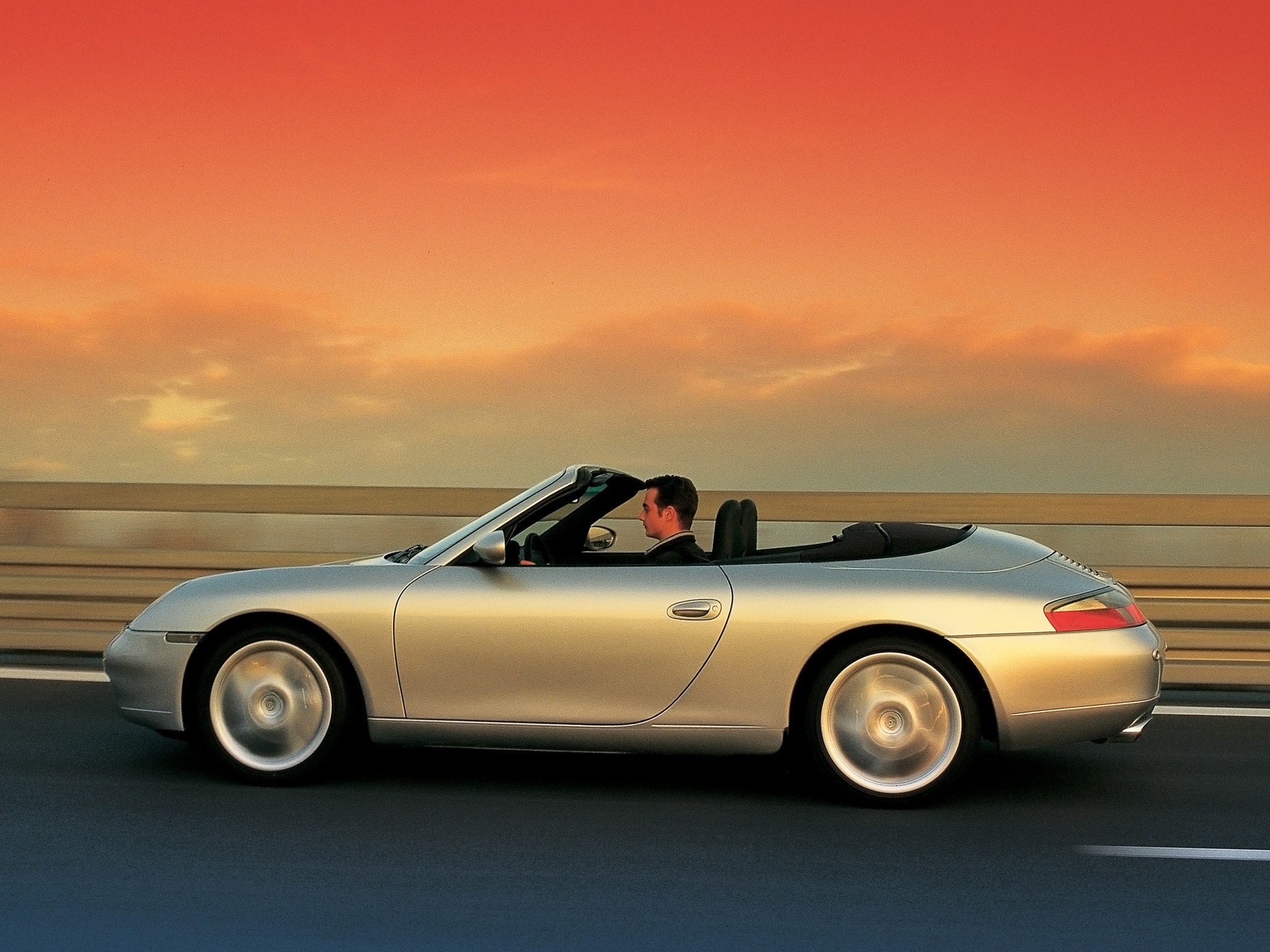 Porsche 911 Carrera 4 Cabriolet photo 21