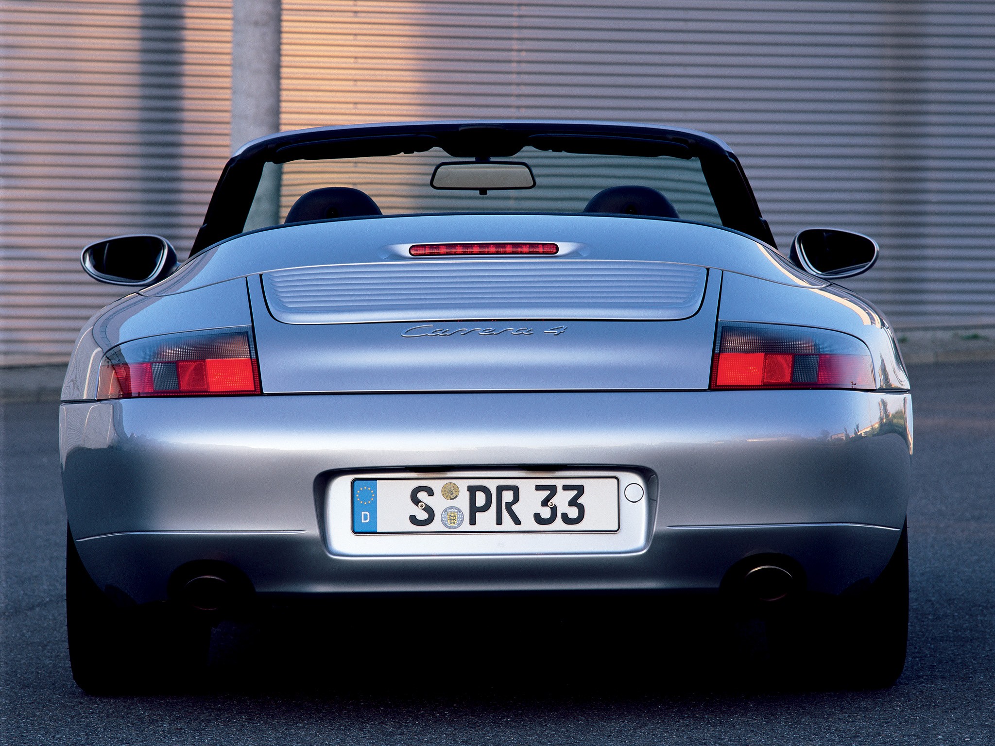 Porsche 911 Carrera 4 Cabriolet photo 24