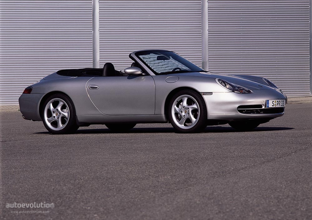 Porsche 911 Carrera 4 Cabriolet photo 3