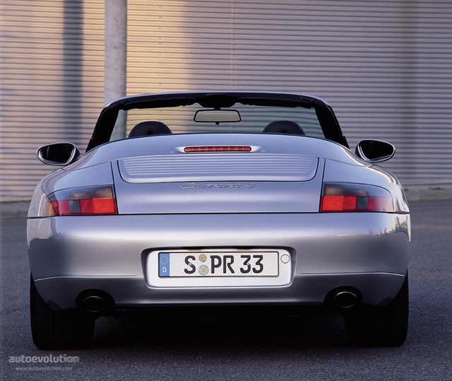 Porsche 911 Carrera 4 Cabriolet photo 5