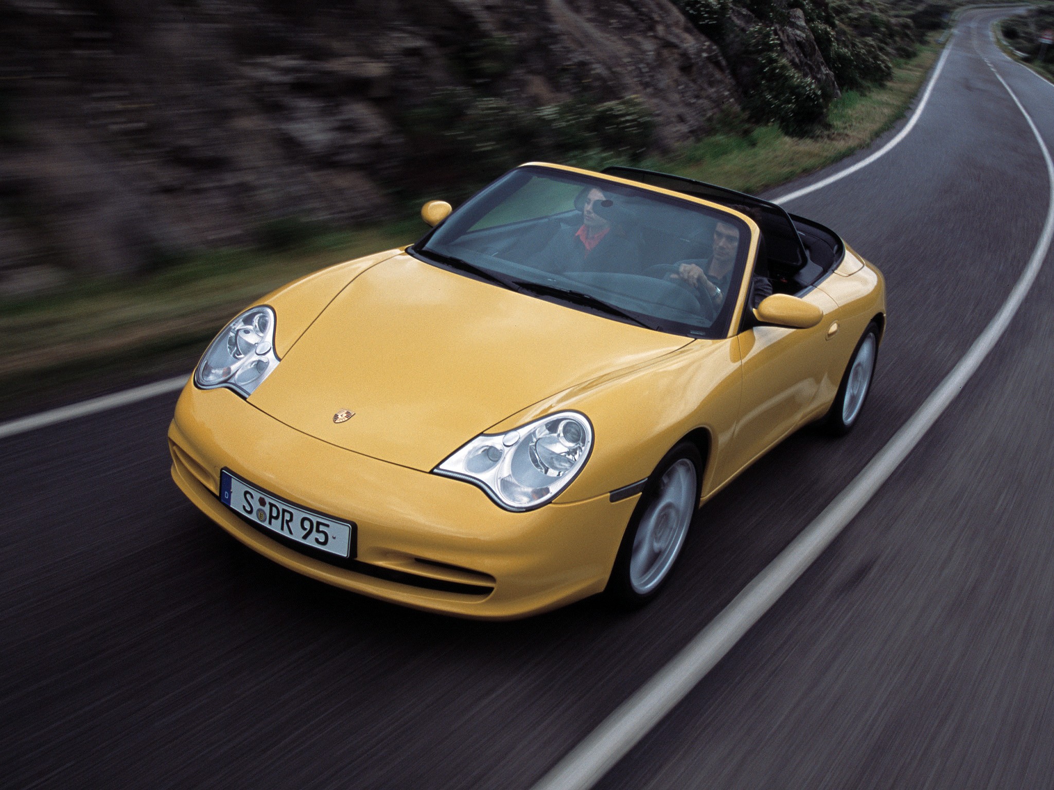 Porsche 911 Carrera 4 Cabriolet photo 18