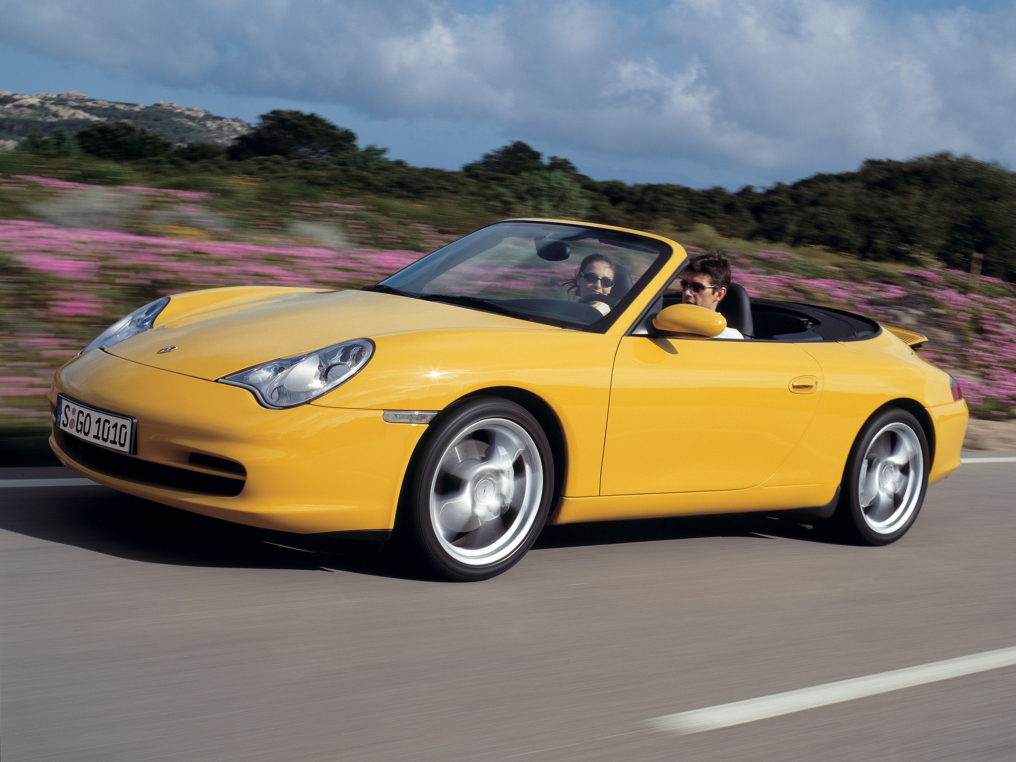 Porsche 911 Carrera 4 Cabriolet photo 19