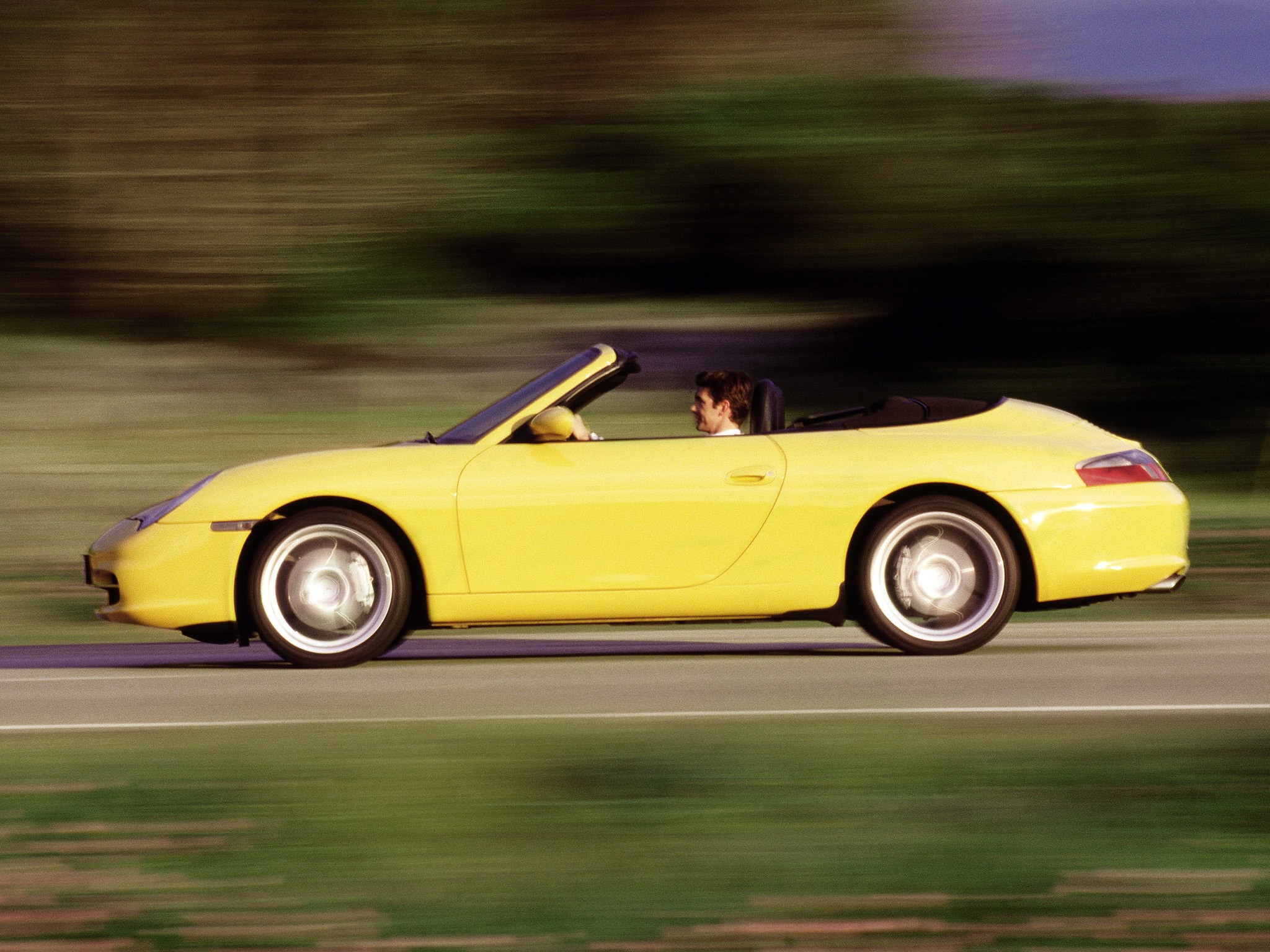 Porsche 911 Carrera 4 Cabriolet photo 20