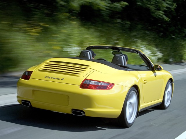 Porsche 911 Carrera 4 Cabriolet photo 14
