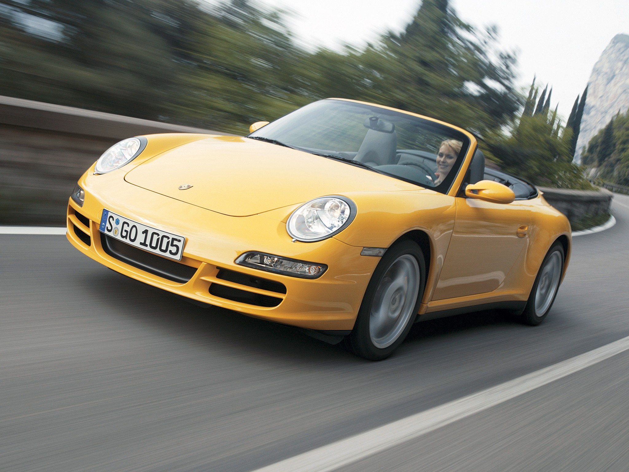 Porsche 911 Carrera 4 Cabriolet photo 20