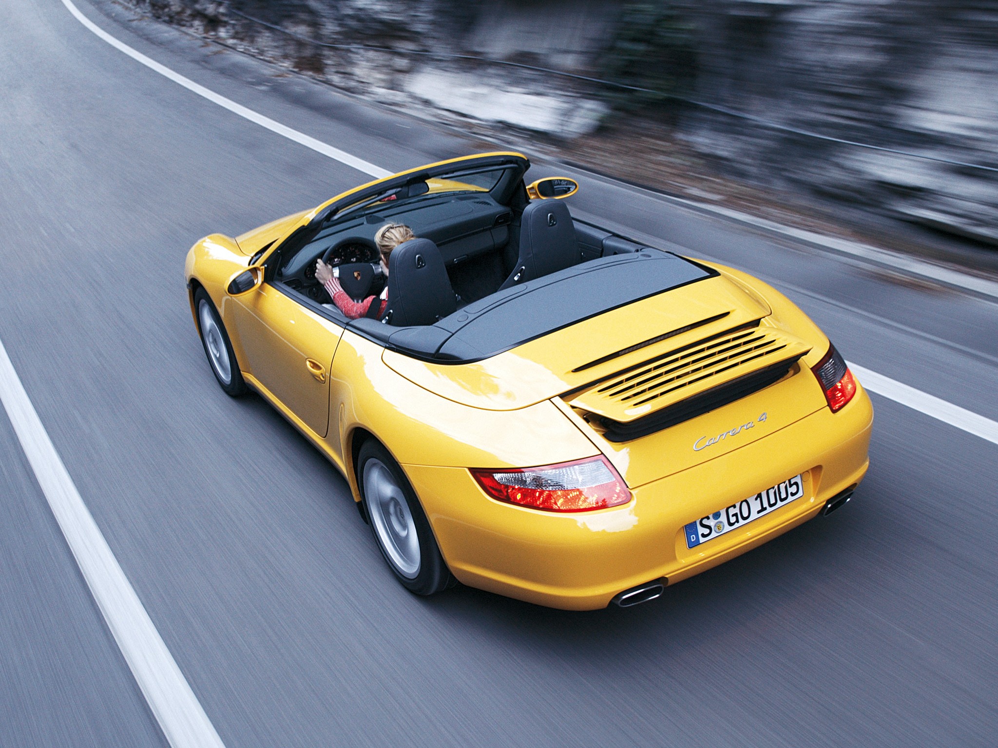 Porsche 911 Carrera 4 Cabriolet photo 21